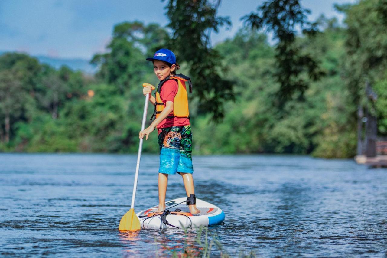 Royal River Kwai Resort And Spa Kanchanaburi City Exteriör bild